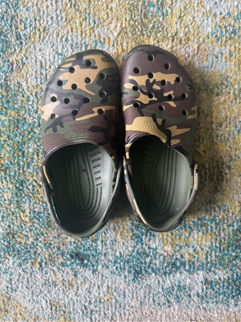 Kids Crocs Camo Slip-On Garden Clog - Green/Brown worn 1x